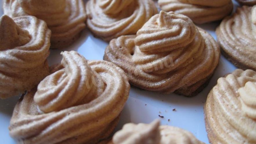 Рецепт безе на белках и пудре