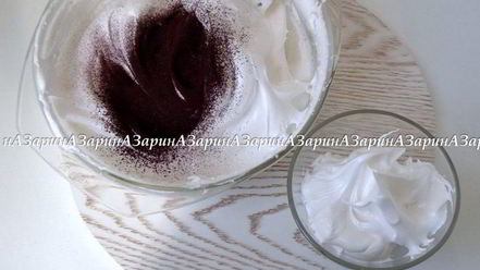 Рецепт корзиночек с черничным кердом и безе