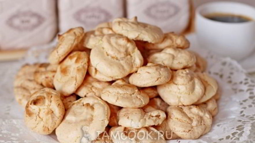 Рецепт миндального безе амаретти