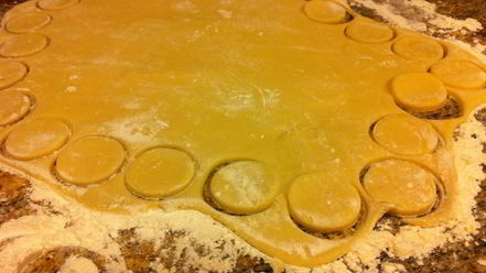 Рецепт печений-безе с черной смородиной