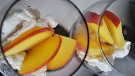 Рецепт персикового безе-десерт