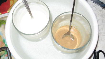 Рецепт шоколадного бисквита с безе, крем с ноткой мокко