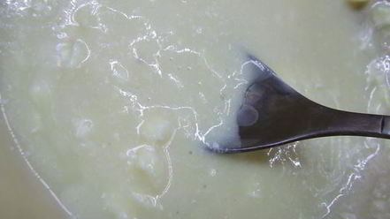 Рецепт снежной елки из безе