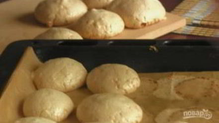 Рецепт торта-безе со сгущенкой