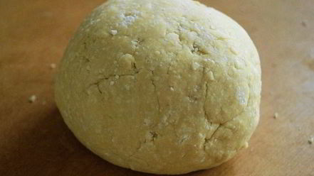 Рецепт творожных булочек с начинкой безе