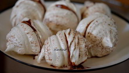 Рецепт украшений из безе с шоколадом