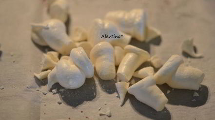 Рецепт украшений из безе с шоколадом