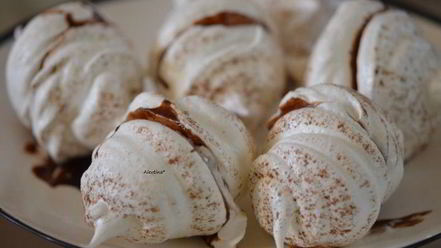 Рецепт украшений из безе с шоколадом