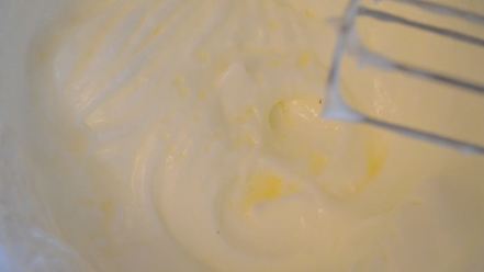 Рецепт ягодного торта-безе