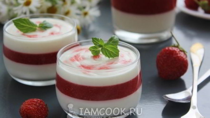 Рецепт десерта из клубники и сметаны с желатином