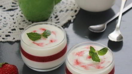 Рецепт десерта из клубники и сметаны с желатином