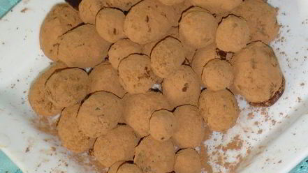 Рецепт десерта из винограда и шоколада трюфельки