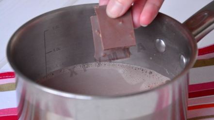 Рецепт горячего шоколада с халвой