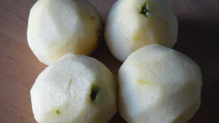 Рецепт грушевых лодочек с пряником и халвой