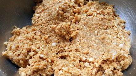 Рецепт конфет с халвой и кленовым сиропом