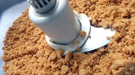 Рецепт конфет с халвой и кленовым сиропом