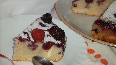 Рецепт клафути с ягодным ассорти