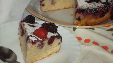 Рецепт клафути с ягодным ассорти