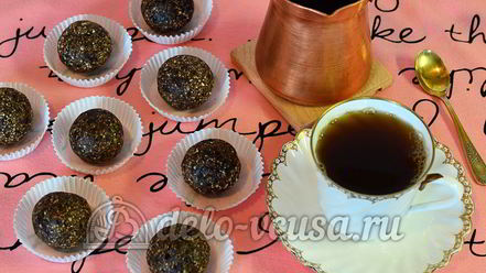 Рецепт конфет из чернослива, орехов и фиников