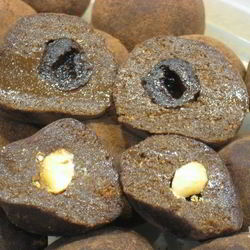 Рецепт Конфет из сухарей и меда