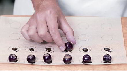 Рецепт конфет шоколадная вишня в коньяке