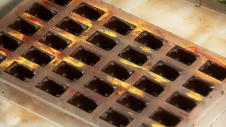 Рецепт корпусных конфет с ромово-вишневой начинкой