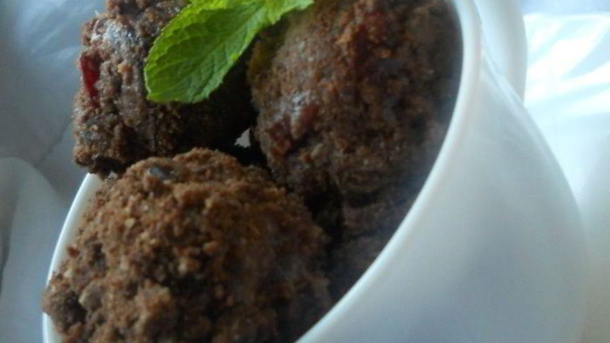 Рецепт мягких черешневых конфет с ромом и маскарпоне