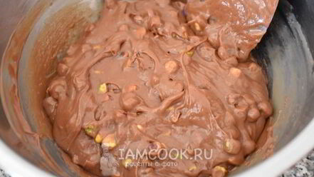 Рецепт мягких шоколадных конфет с фисташками