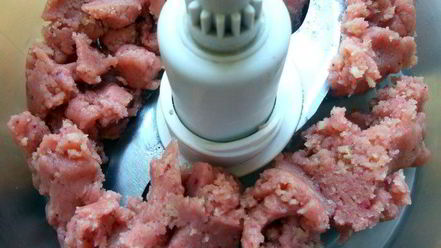 Рецепт розовых марципановых конфет