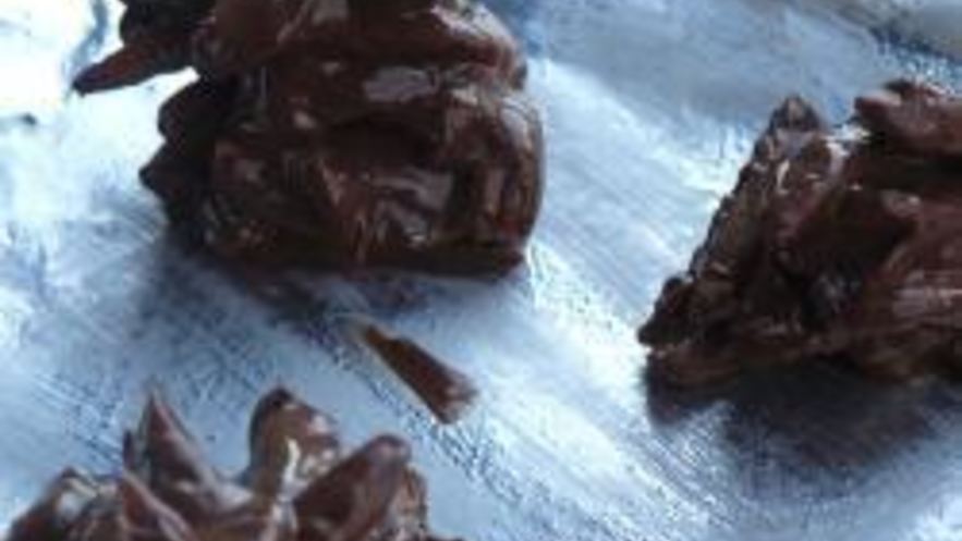 Рецепт шоколадных конфет с орехами