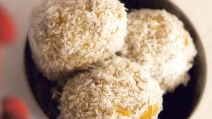 Рецепт сыроедческих конфет с курагой