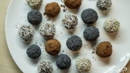 Рецепт веганских конфет из сухофруктов