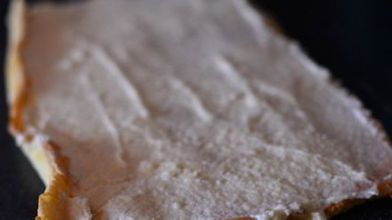 Рецепт бисквитного рулета с кремом из манки