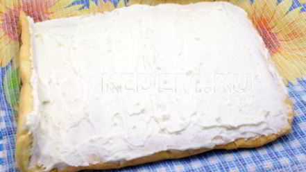 Рецепт бисквитного рулета с кремом новогодний салют