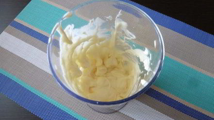 Рецепт черничных блинчиков с кремом из маскарпоне