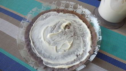 Рецепт черничных блинчиков с кремом из маскарпоне