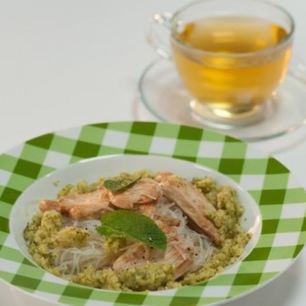 Рецепт Фунчозы с кремом из цукини и курицей