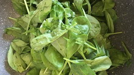 Рецепт грудки индейки со шпинатом и крем-чизом