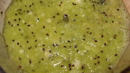 Рецепт йогуртового террина с лимонным кремом, клубникой и киви