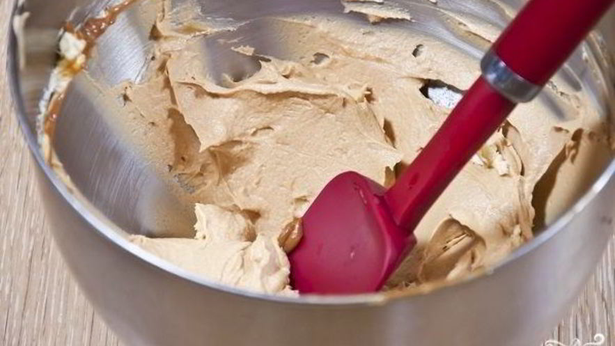 Рецепт крема из вареной сгущенки и масла