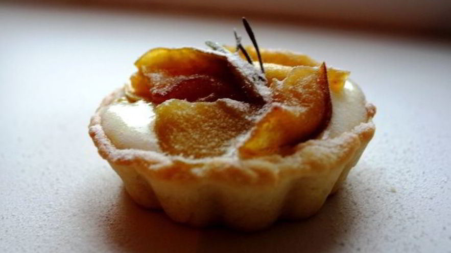 Рецепт кростатине с кремом, яблоками и розмарином