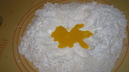 Рецепт кростатине с кремом, яблоками и розмарином