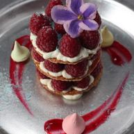 Рецепт Мильфея с ягодами и кремом шантильи