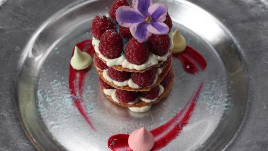 Рецепт мильфея с ягодами и кремом шантильи