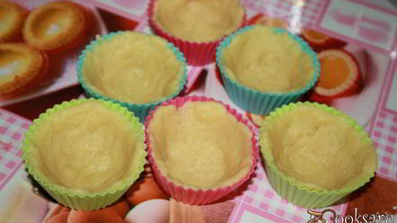 Рецепт песочных корзинок с кремом и абрикосом яишенки