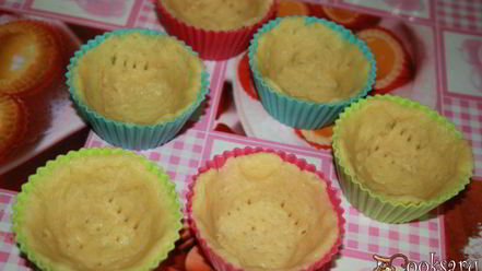 Рецепт песочных корзинок с кремом и абрикосом яишенки