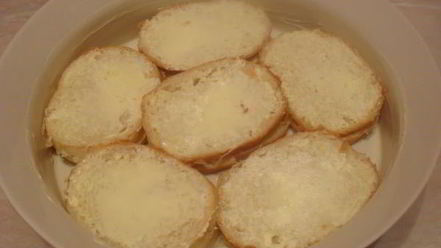 Рецепт пудинга из булочки с кремом