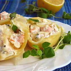 Рецепт Ракушек с лососем и сырным кремом