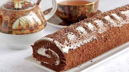 Рецепт шоколадного рулета с кремом