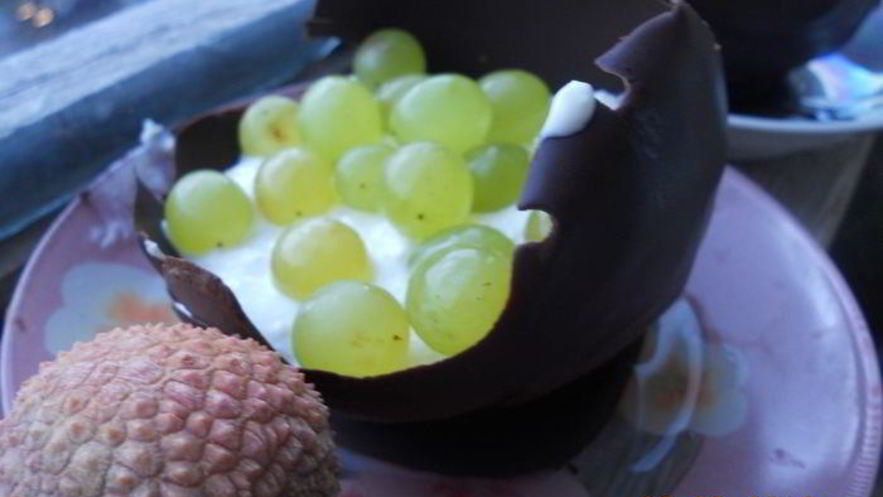 Рецепт шоколадных креманок с начинкой